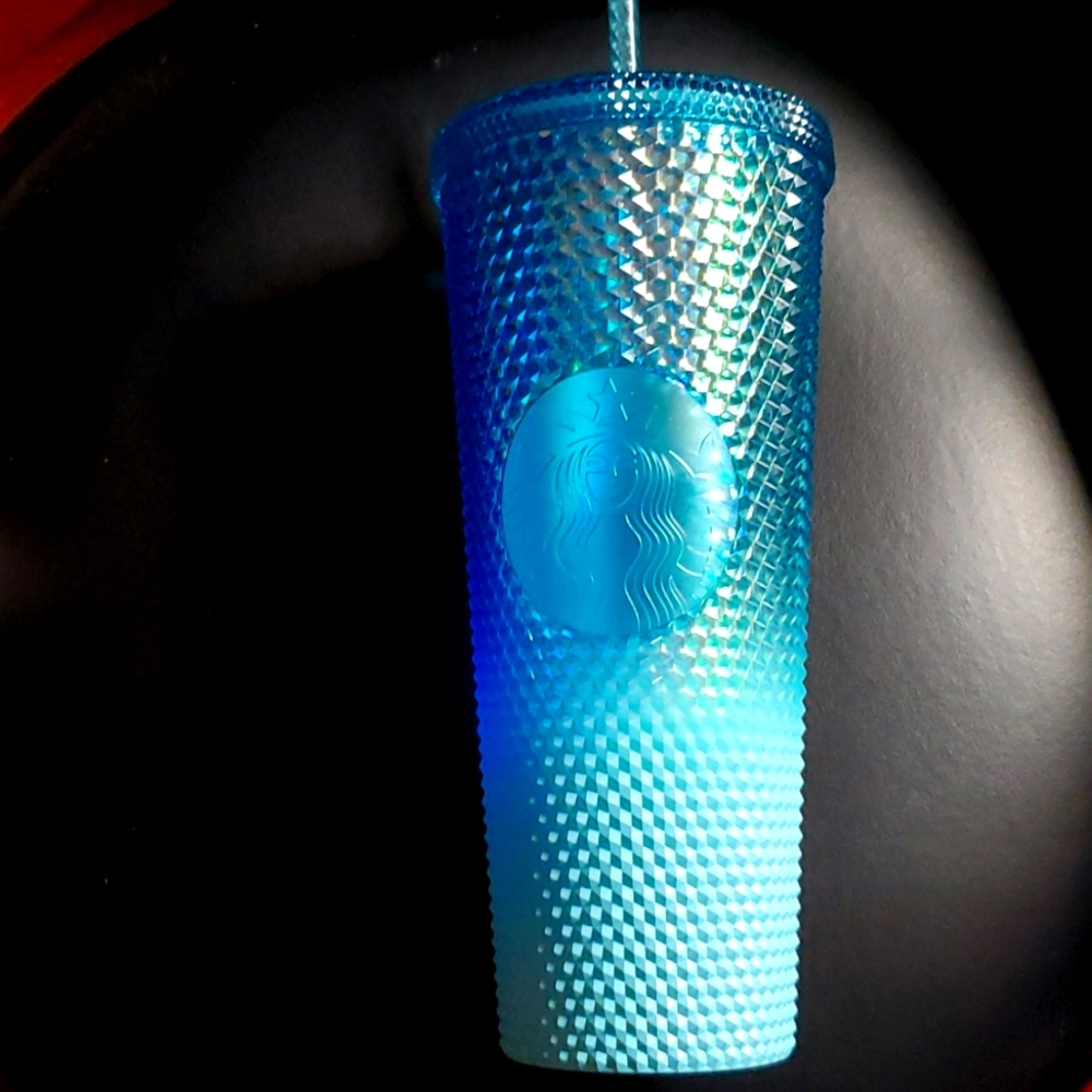 Starbucks Glacier Blue Hombre Tumbler 24 oz Drink Tumbler New